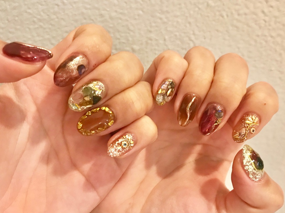 ニュアンスダーク ブラウン Niki Nail Blog Mili Hair Niki Hair Nail カフェ併設のおしゃれサロン 浜松