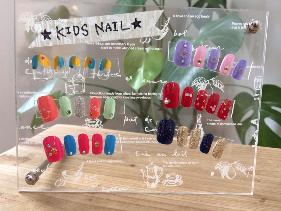 キッズネイル Niki Nail Blog Mili Hair Niki Hair Nail カフェ併設のおしゃれサロン 浜松