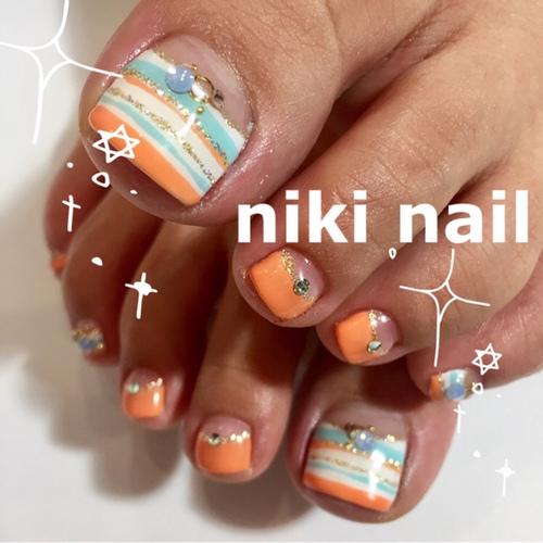 爽やかボーダーフット Niki Nail Design Mili Hair Niki Hair Nail カフェ併設のおしゃれサロン 浜松